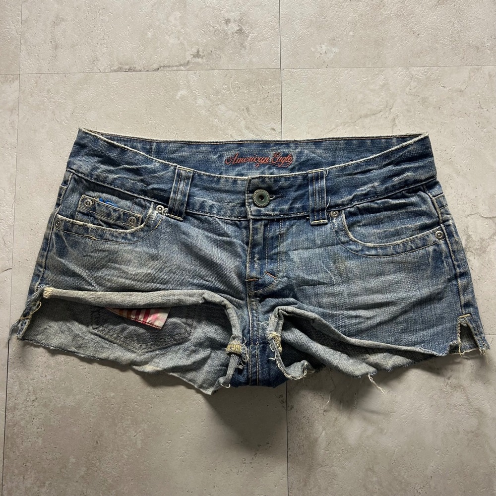 American Eagle Denim Shorts Blue Women Size 4 Low Rise Distressed Cutoff Y2K